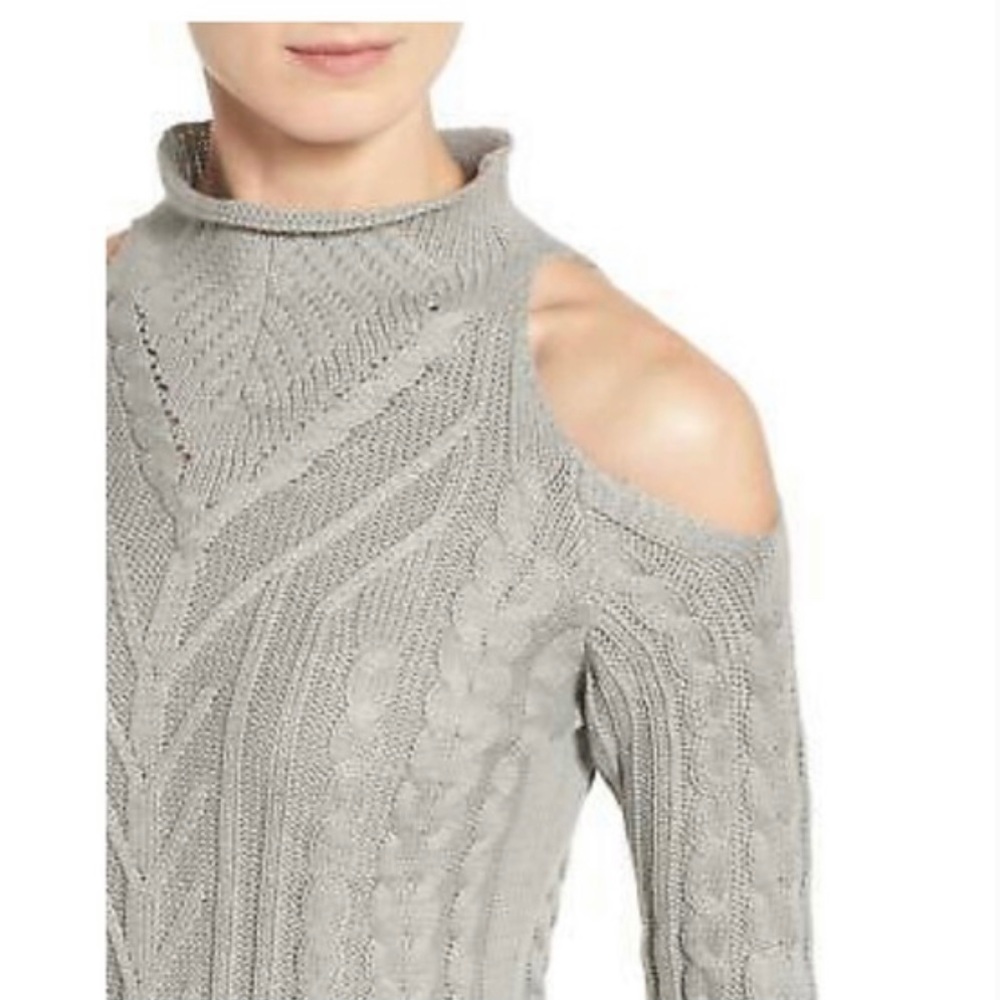 Cold Shoulder Sweater - Picture 3 of 6